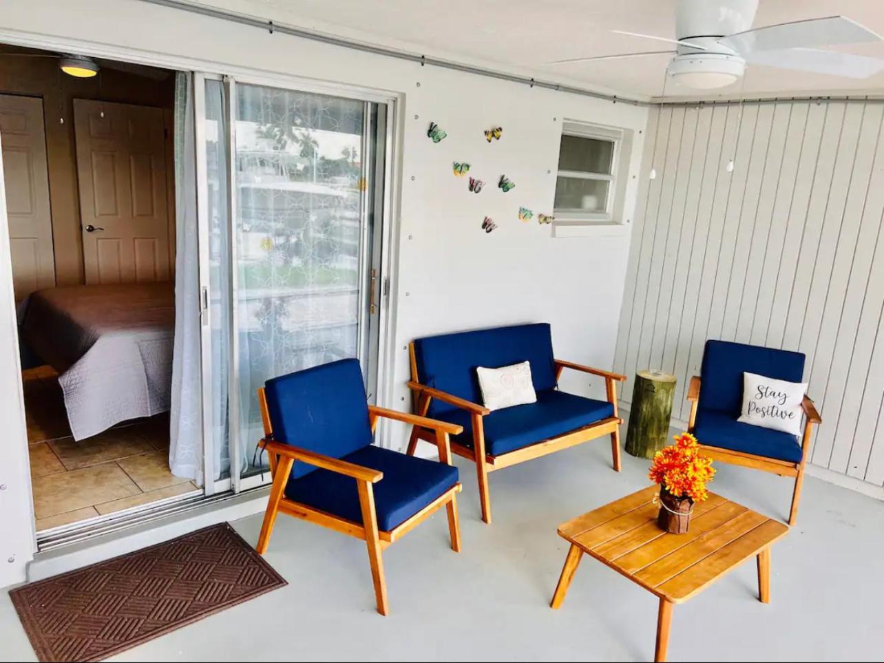 Cozy Home With One Bedroom Cape Coral Esterno foto