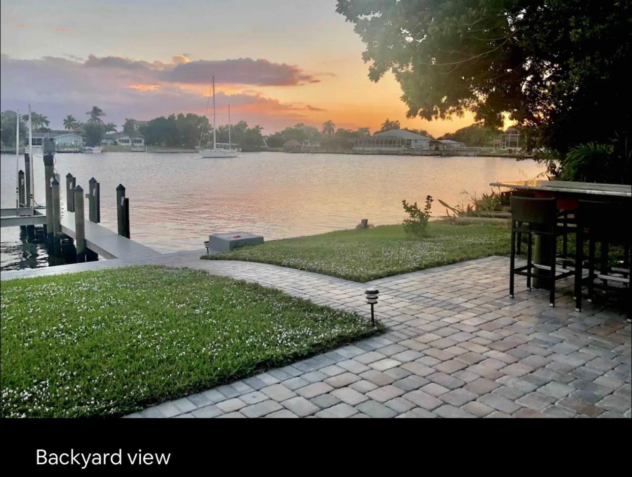 Cozy Home With One Bedroom Cape Coral Esterno foto